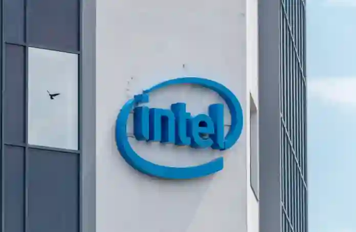 Intel gradi najveći svjetski neuromorfni sustav