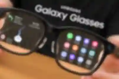 Samsung i Google predstavili AI naočale