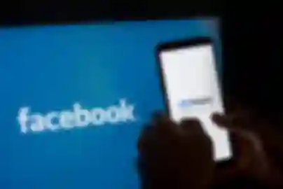 Facebook otvara razgovor s algoritmom