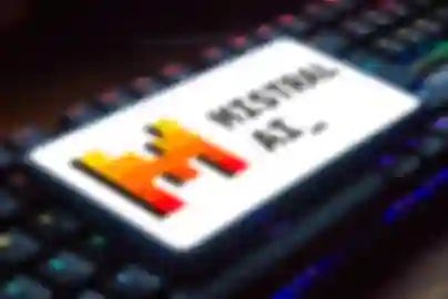 Mistral preuzima austrijski startup Emmi