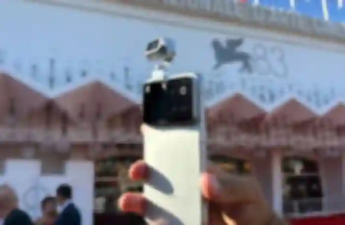 HONOR Robot Phone u središtu pozornosti na Venecijanskom filmskom festivalu