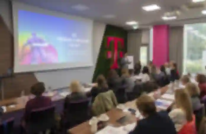 Hrvatski Telekom i ERF pokreću Program „Alati za moderno doba – AIMO! pametno koristiti AI“